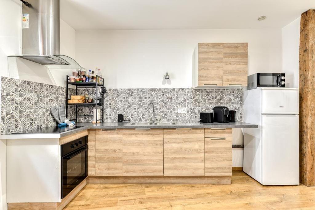 Soleil Sucre T2 Centre Historique De Narbonne Apartment Bagian luar foto